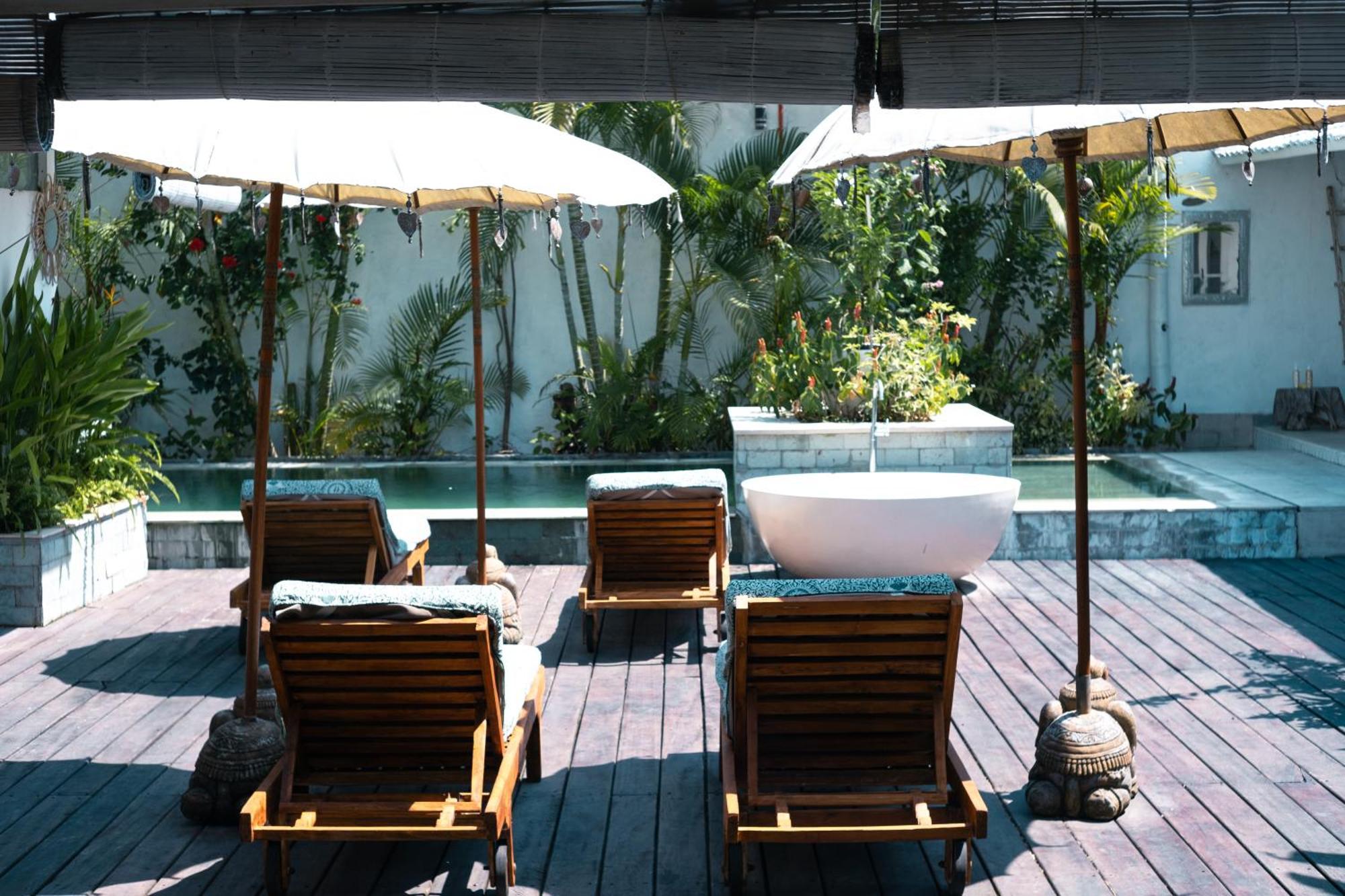 Villa Bella Seseh, 3-Br With Private Pool チャングー エクステリア 写真